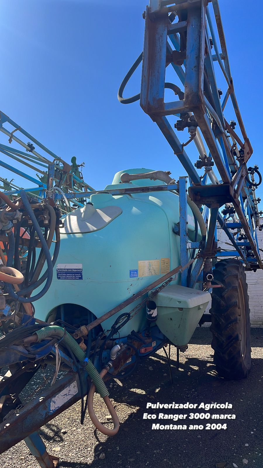 Pulverizador Agrícola Modelo Eco Ranger 3000 marca Montana ano 2004